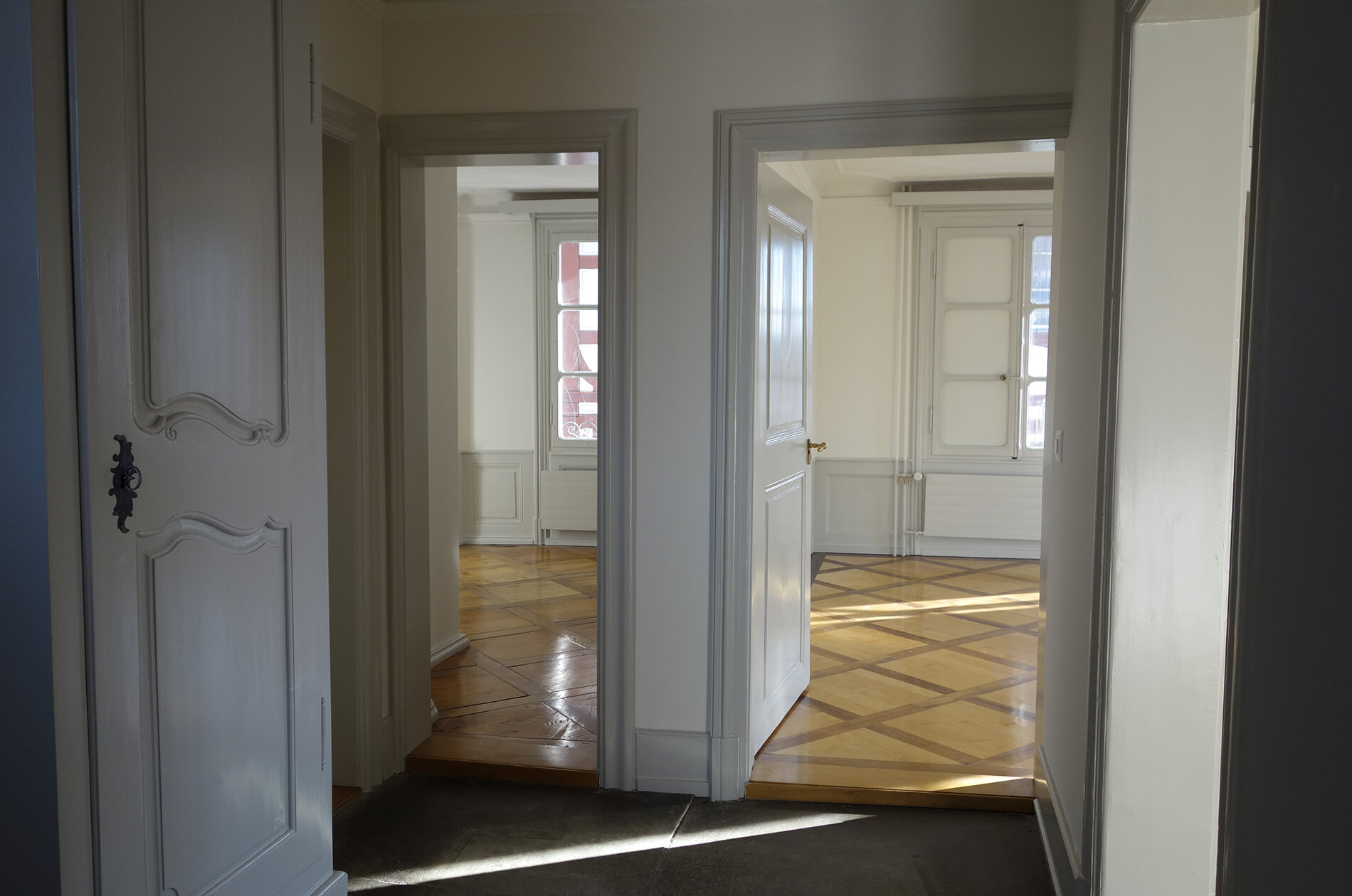 innenraum-zwei-zimmer